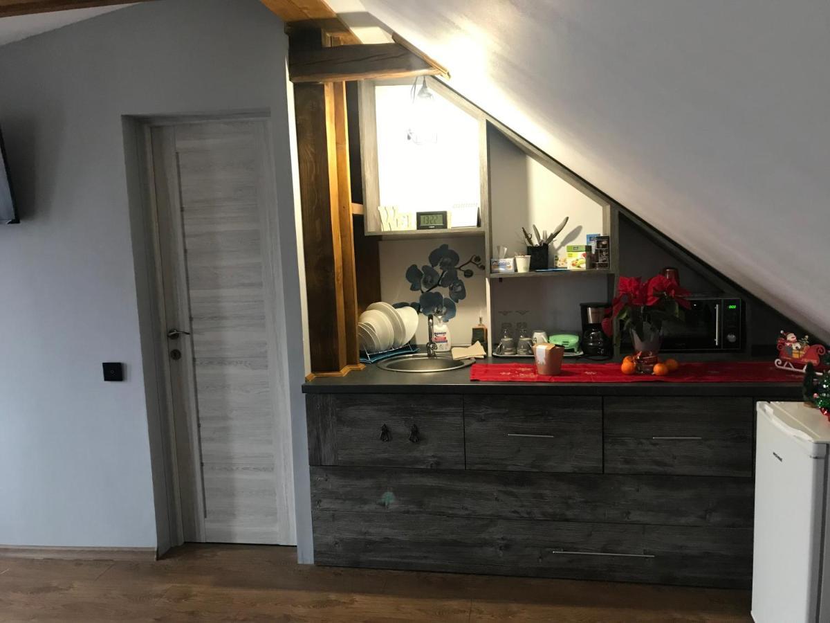 Garsoniera Delia Brasov Apartment Ngoại thất bức ảnh